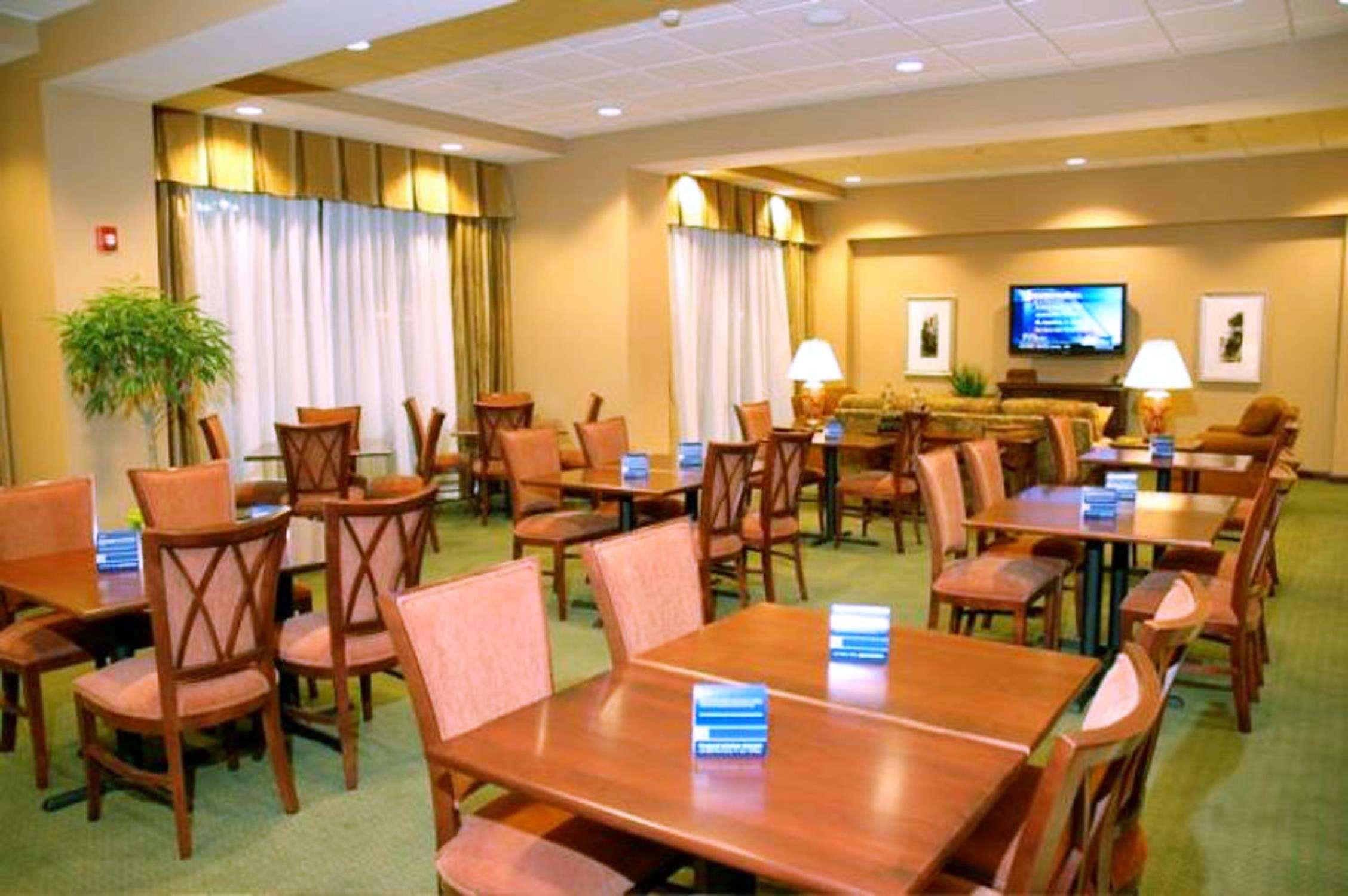 Hampton Inn Calera Restaurant foto